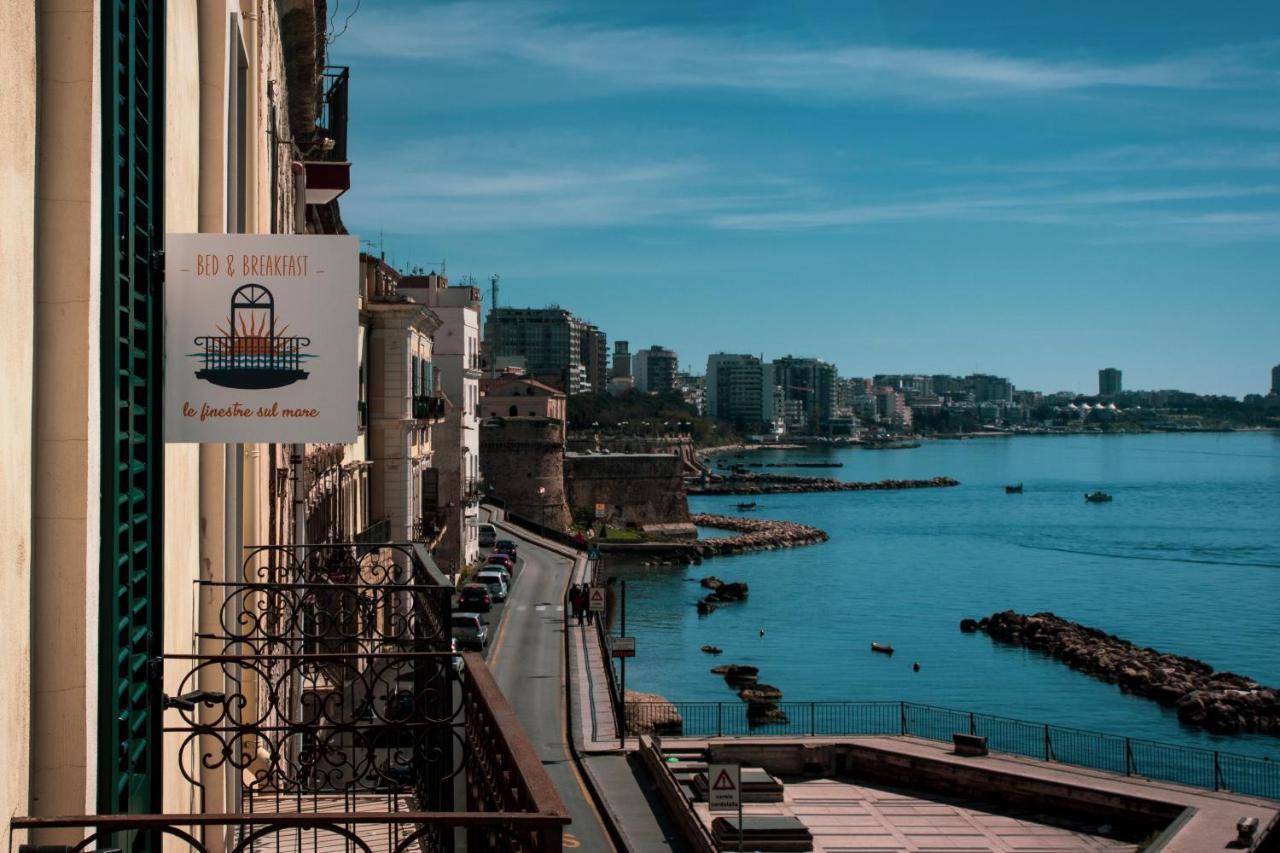 B&B Le Finestre Sul Mare Tarente Buitenkant foto