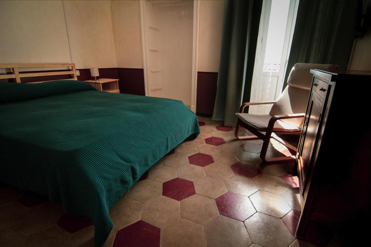 B&B Le Finestre Sul Mare Tarente Buitenkant foto
